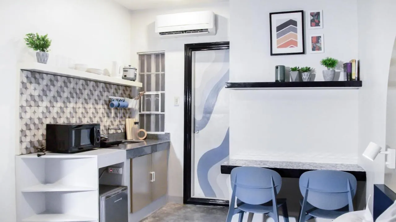Hive Manila Guesthouse And Apartments 400 Mbps - Gallery Studio Bacoor